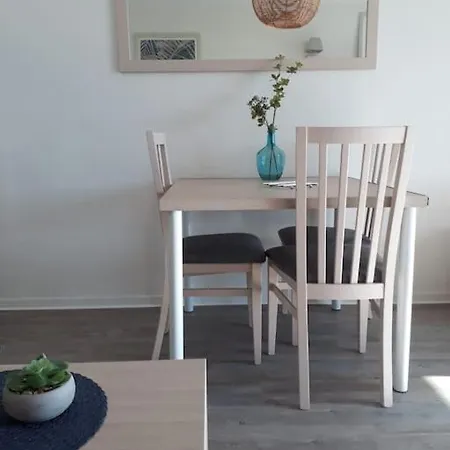 T1 Avec Piscine Et Terrasse Au Coeur De Апартаменты