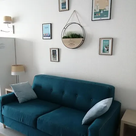 Apartment T1 Avec Piscine Et Terrasse Au Coeur De La Rochelle